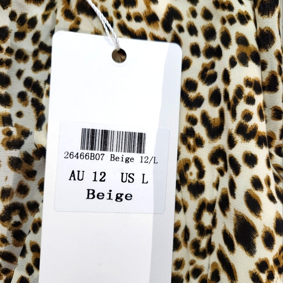 Saints + Secrets animal print dress - Picture 5 of 6